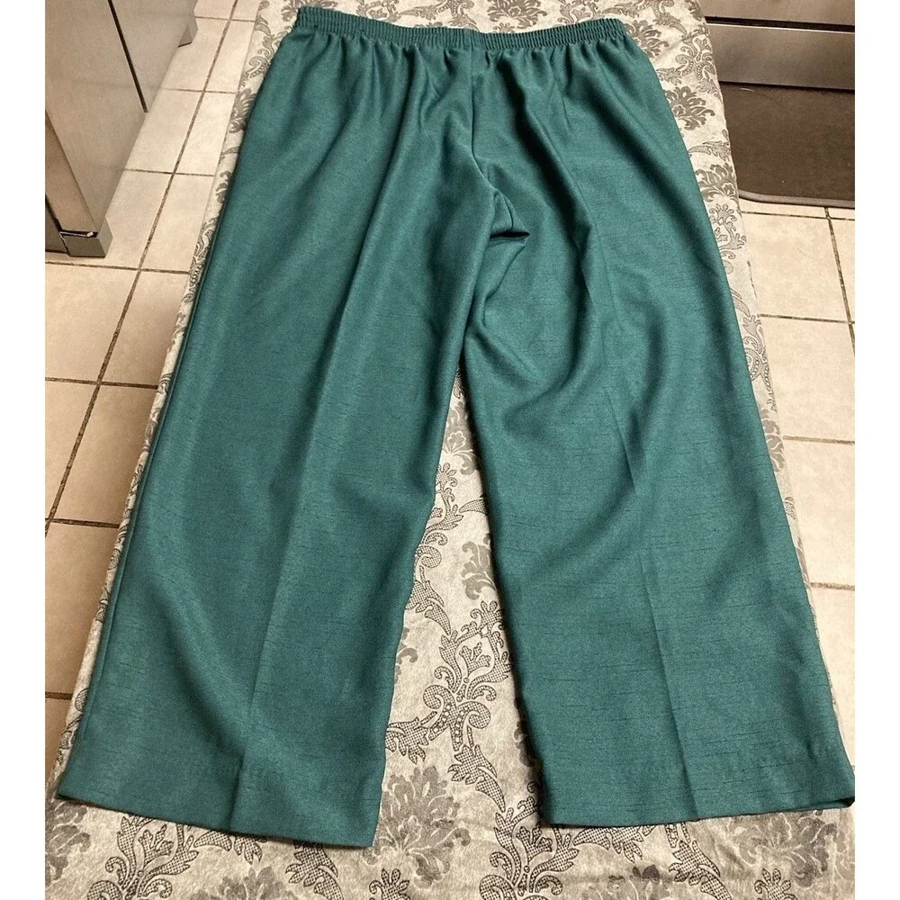 Alfred Dunner Classic Fit Green Pants 16P Petite Pull On Elastic Waist 25
